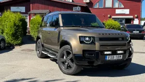Land Rover Defender 2023