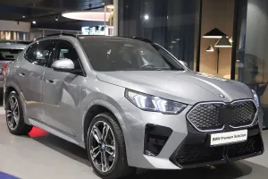 BMW iX2 2024