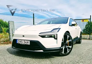 Polestar 4 2025
