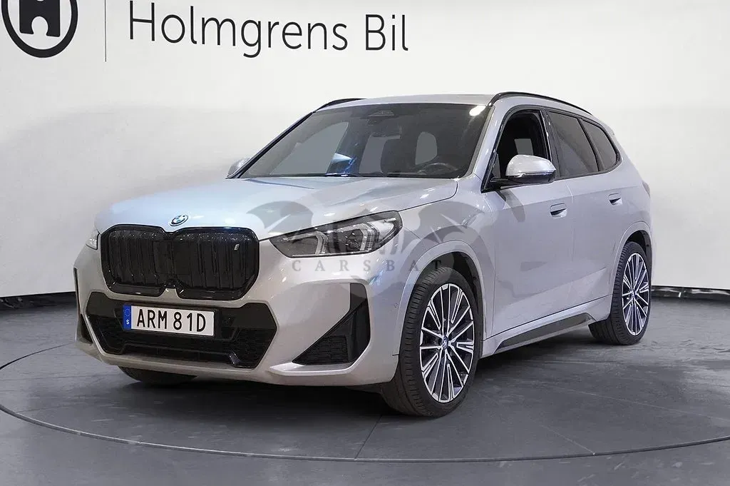 BMW iX1 2024