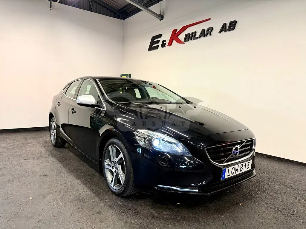 Volvo V40 2015