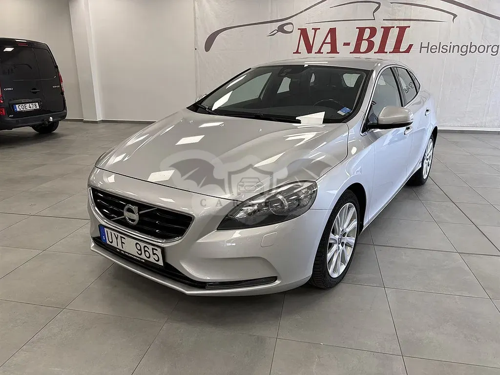 Volvo V40 2014