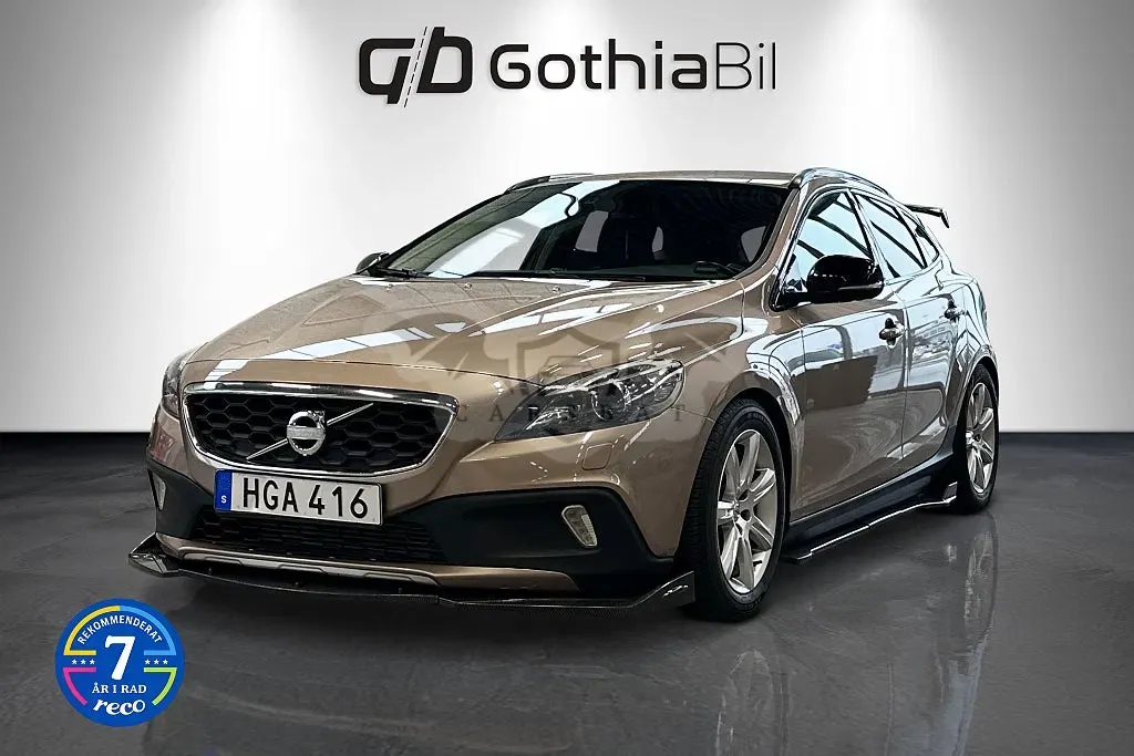 Volvo V40 2014
