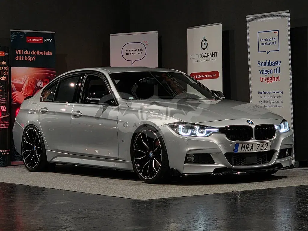 BMW 3 Series 330e 2017