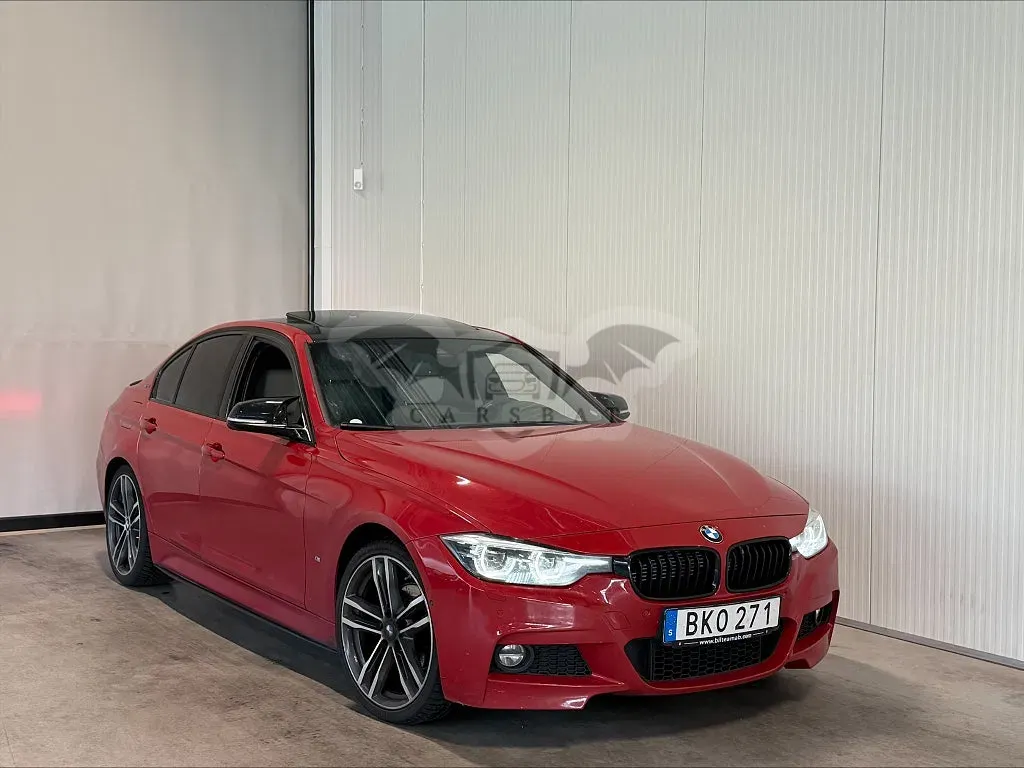 BMW 3 Series 330e 2018