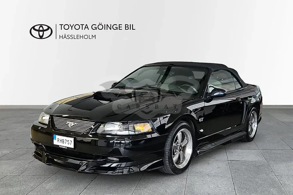 Ford Mustang 2003