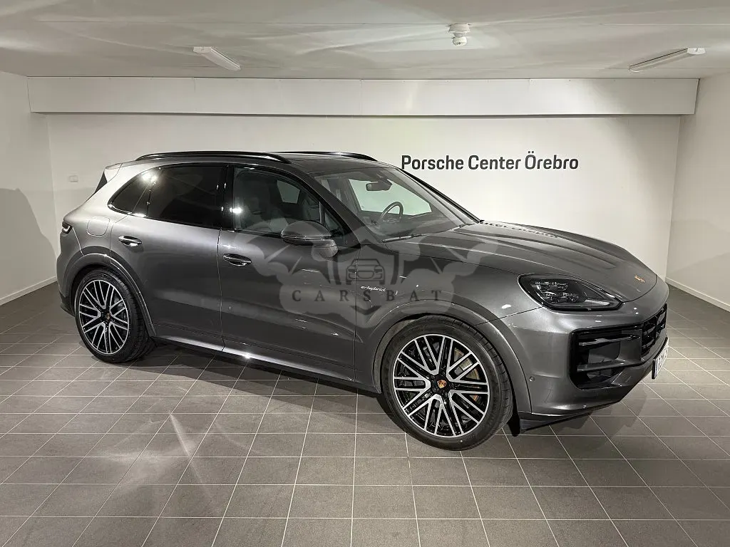 Porsche Cayenne 2025