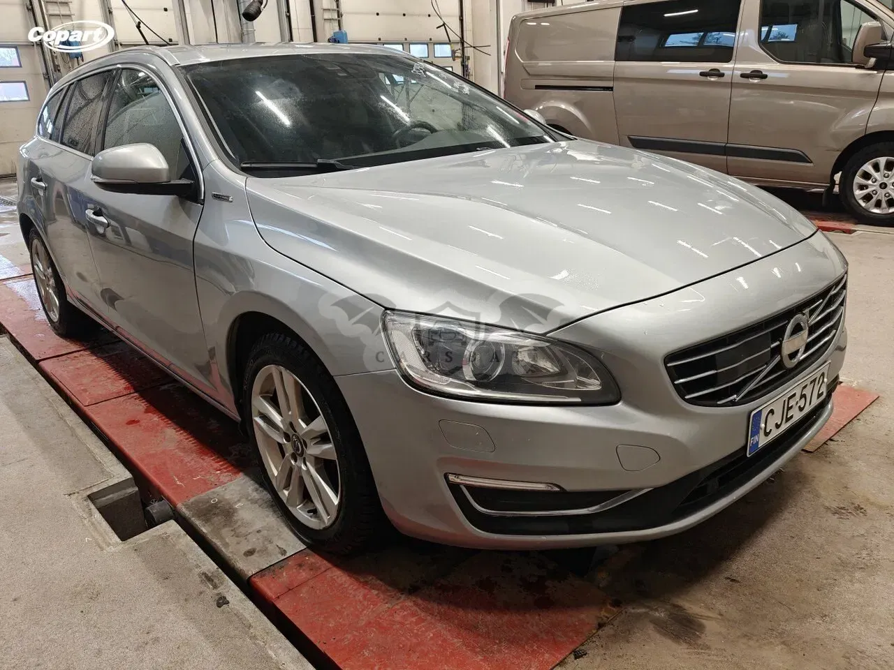 Volvo V60 D6 Plug-In-Hybrid AWD 2013