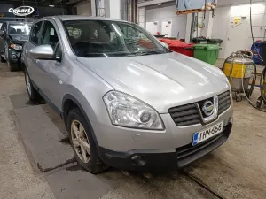 Nissan Qashqai 1,5 dCi Acenta 6MT 4x2 2009
