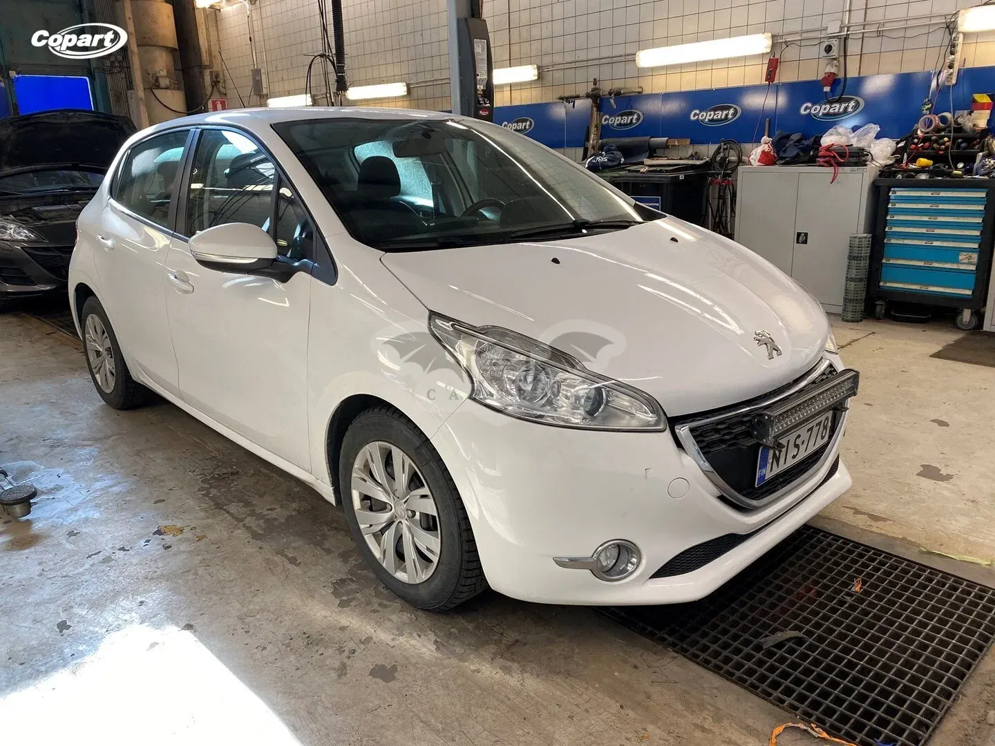 Peugeot 208 1.4 VTi 2012