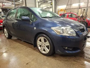 Toyota Auris 2,2 D-CAT Linea Sol Sport 2009