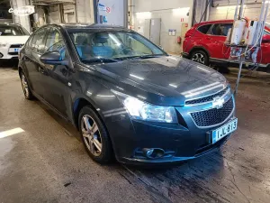Chevrolet Cruze 4-ov LS 1,6 83kW MT5 2010