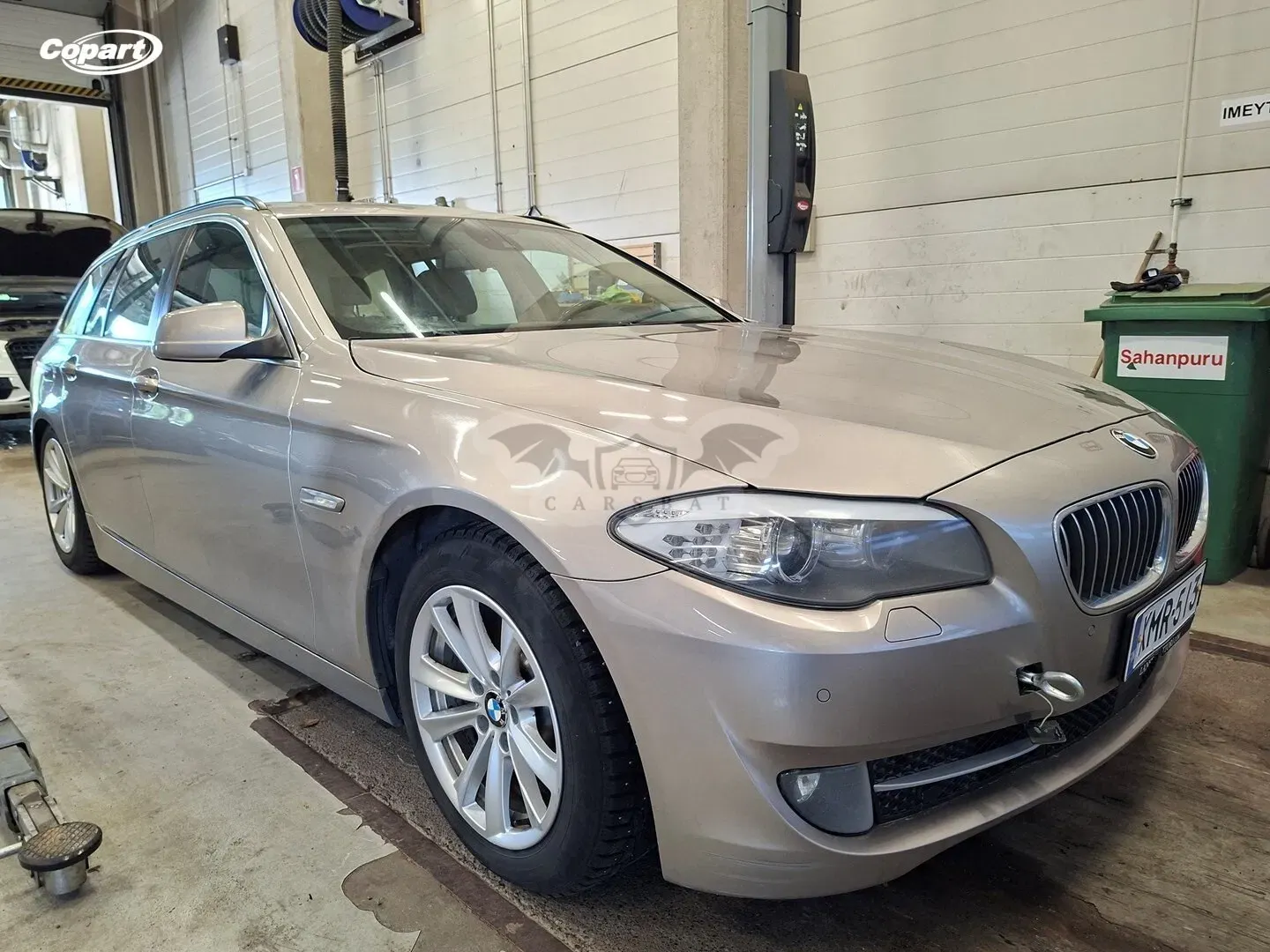 BMW 5 Series 520d 2010
