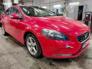 Volvo V40 D2 2014