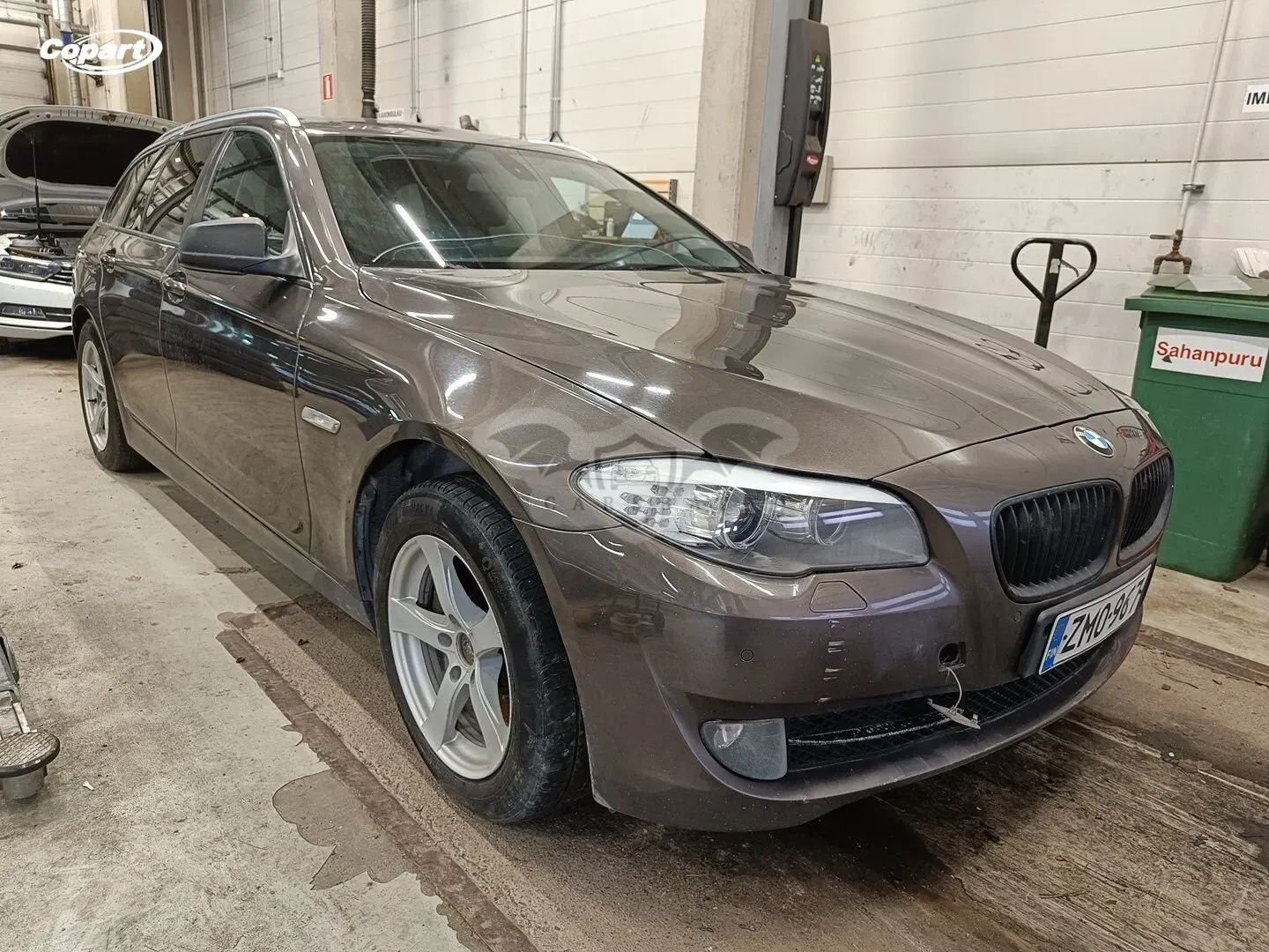 BMW 5 Series 525 d xDrive 2012