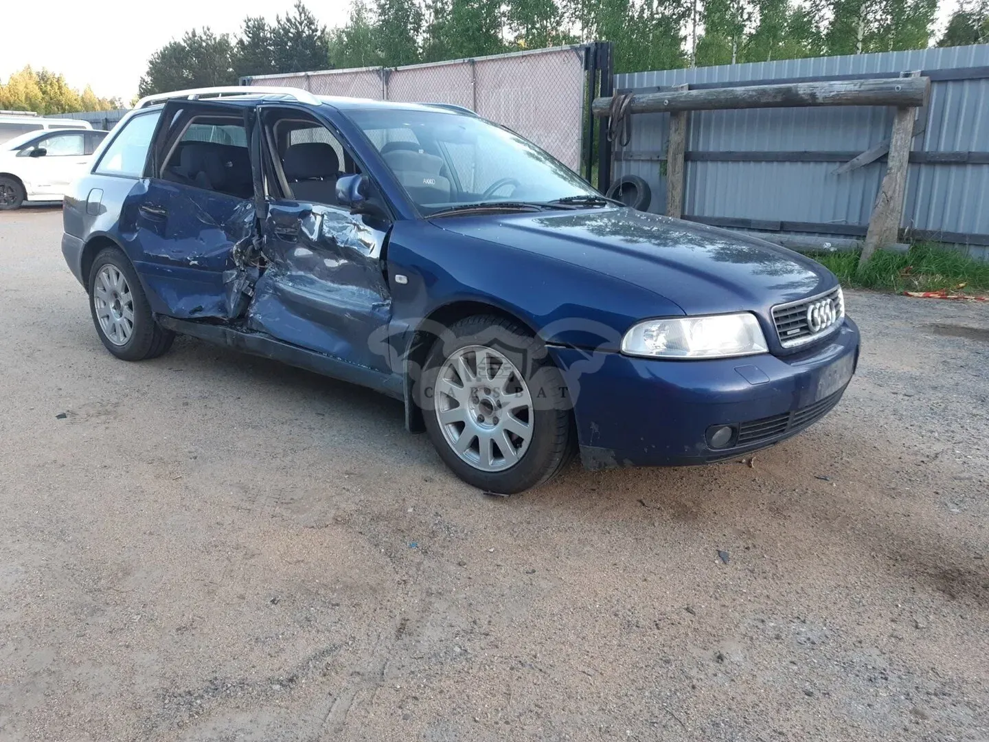 Audi A4 AVANT QUATTRO 1.9TDI-B5-4X4/261 2000