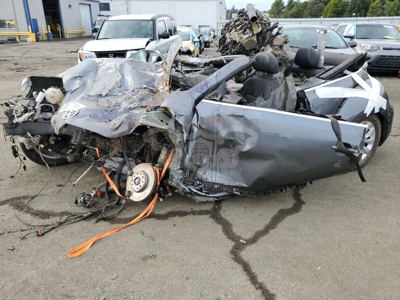 Volkswagen Beetle 2 L 4 2018