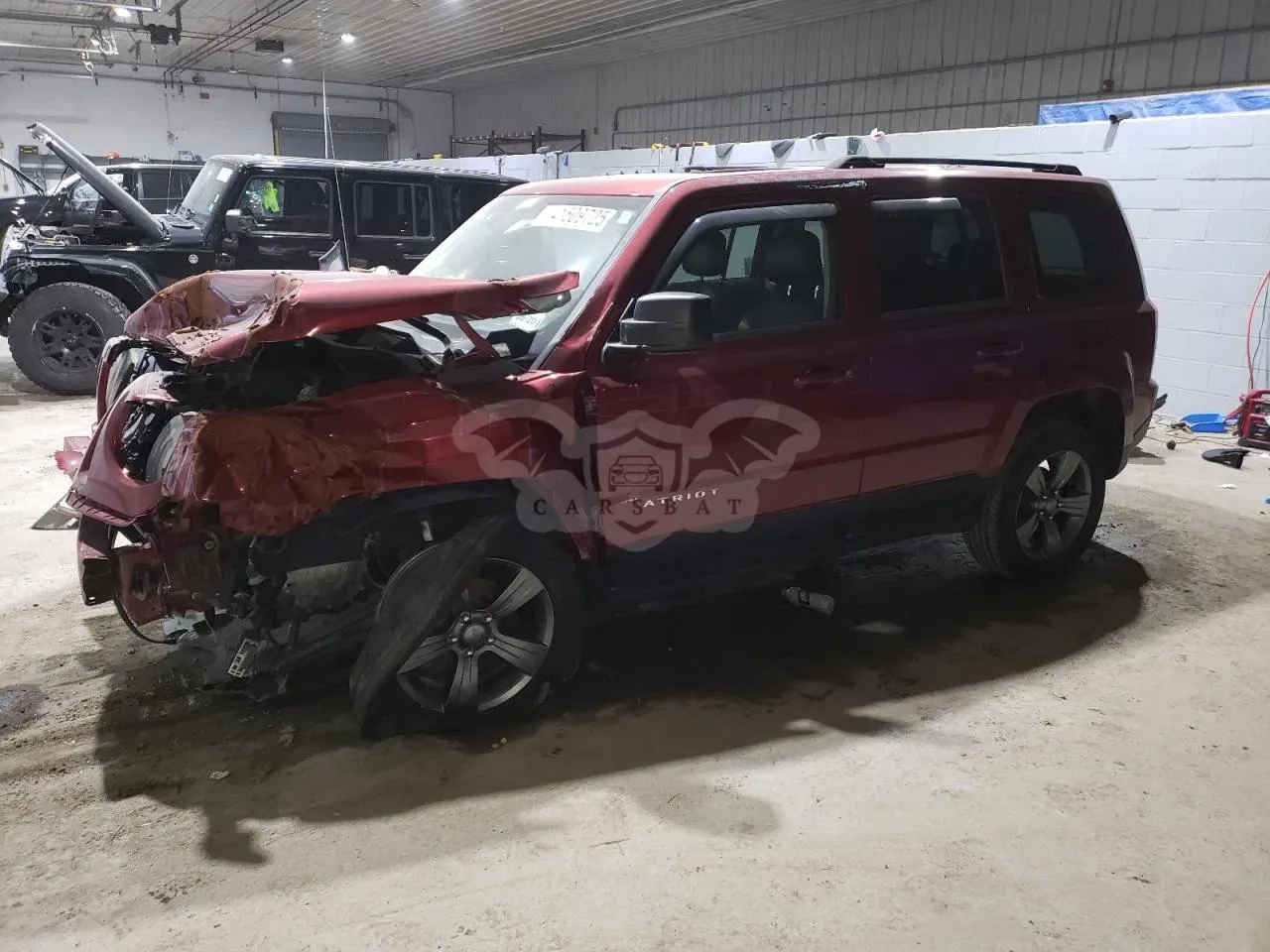 Jeep Patriot LATITUDE 2.4L 4 2015