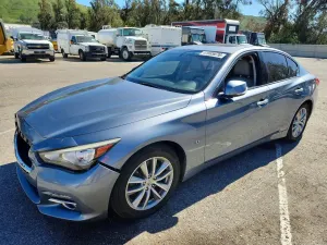 Infiniti Q50 3.7L 6 2015