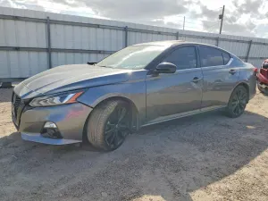 Nissan Altima 2.5L 4 2022