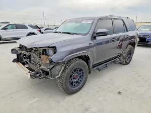 Toyota 4Runner 4.0L 6 2023