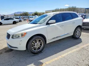 Volvo XC60 2.0L 4 2016
