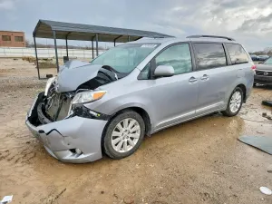 Toyota Sienna 3.5L 6 2011