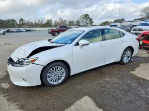 Lexus ES 3.5L 6 2015
