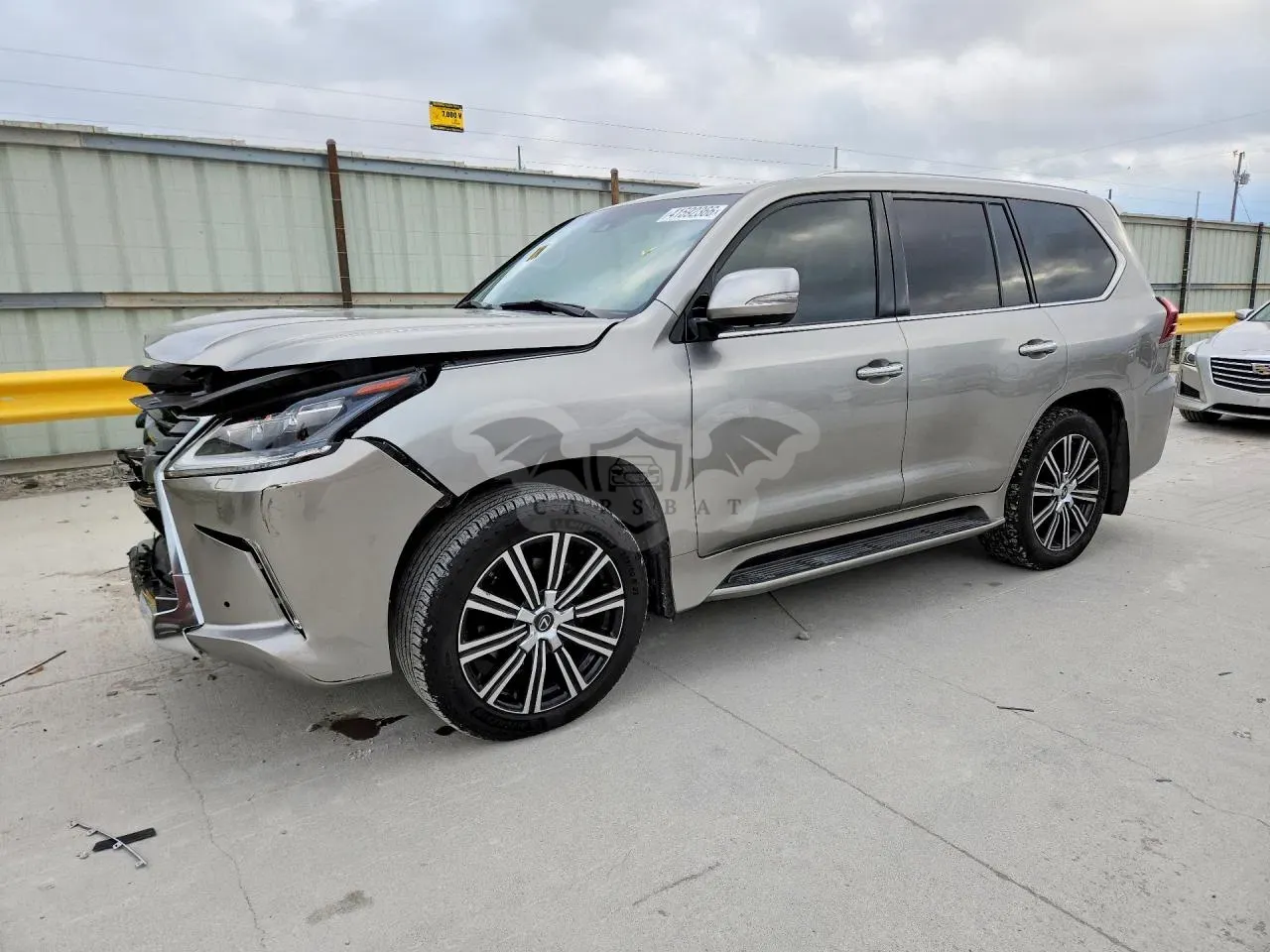 Lexus LX 5.7L 8 2020