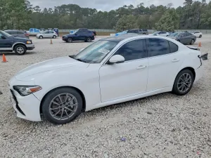 Alfa Romeo Giulia 2.0L 4 2017