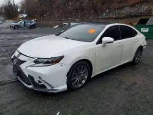Lexus ES 3.5L 6 2013