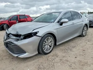 Toyota Camry 2.5L 4 2020