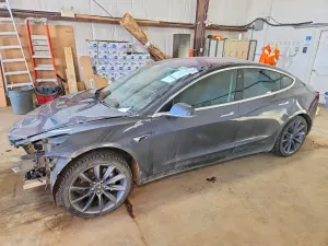 Tesla Model 3 2018