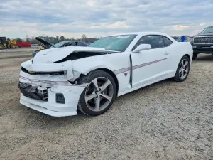 Chevrolet Camaro 6.2L 8 2015