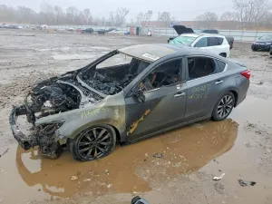 Nissan Altima 2.5L 4 2017