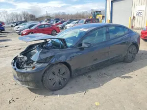 Tesla Model 3 2025