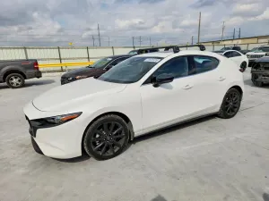 Mazda 3 2.5L 4 2022