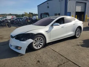 Tesla Model S 2019