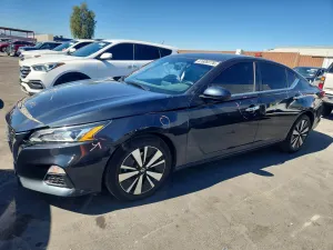 Nissan Altima 2.5L 4 2021