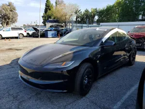 Tesla Model 3 2025