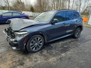 BMW X5 3.0L 6 2022