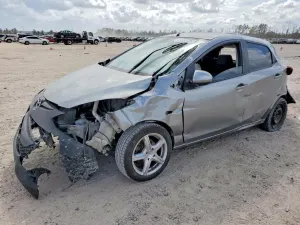 Mazda 2 1.5L 4 2012