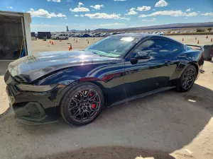 Ford Mustang 5.0L 8 2025