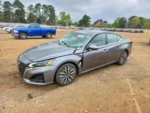 Nissan Altima 2.5L 4 2023