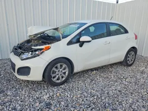 Kia Rio 1.6L 4 2013