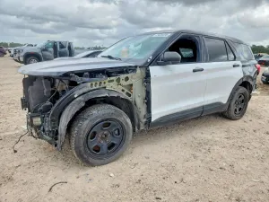 Ford Explorer 3.3L 6 2021