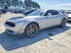 Dodge Challenger 6.4L 8 2020