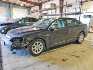 Ford Taurus 3.5L 6 2010