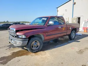 Dodge RAM 5.9L 8 2001