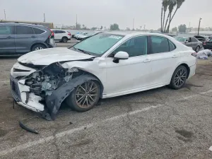 Toyota Camry 2.5L 4 2021